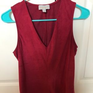 Sleeveless velvet tank top